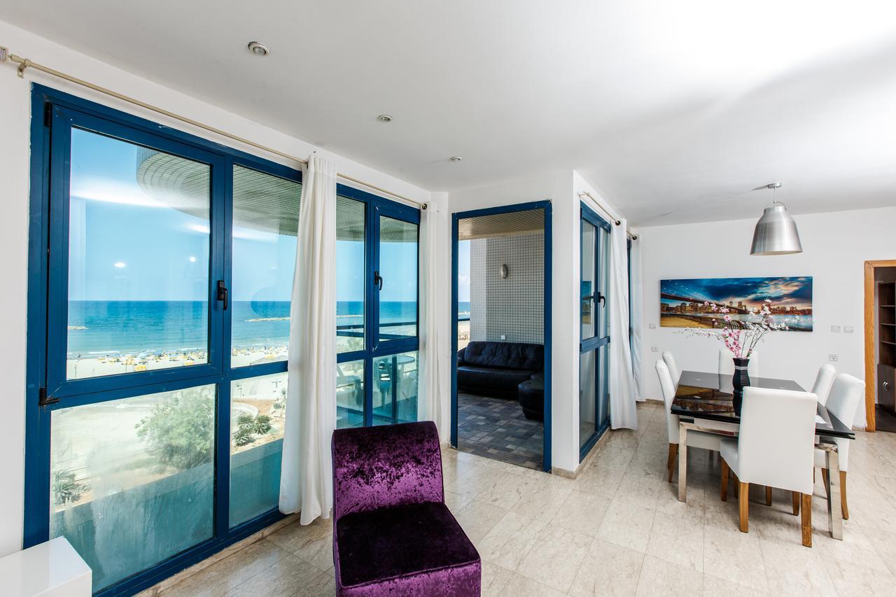 Ocean Front Apartments First Line To The Beach テル・アビブ エクステリア 写真