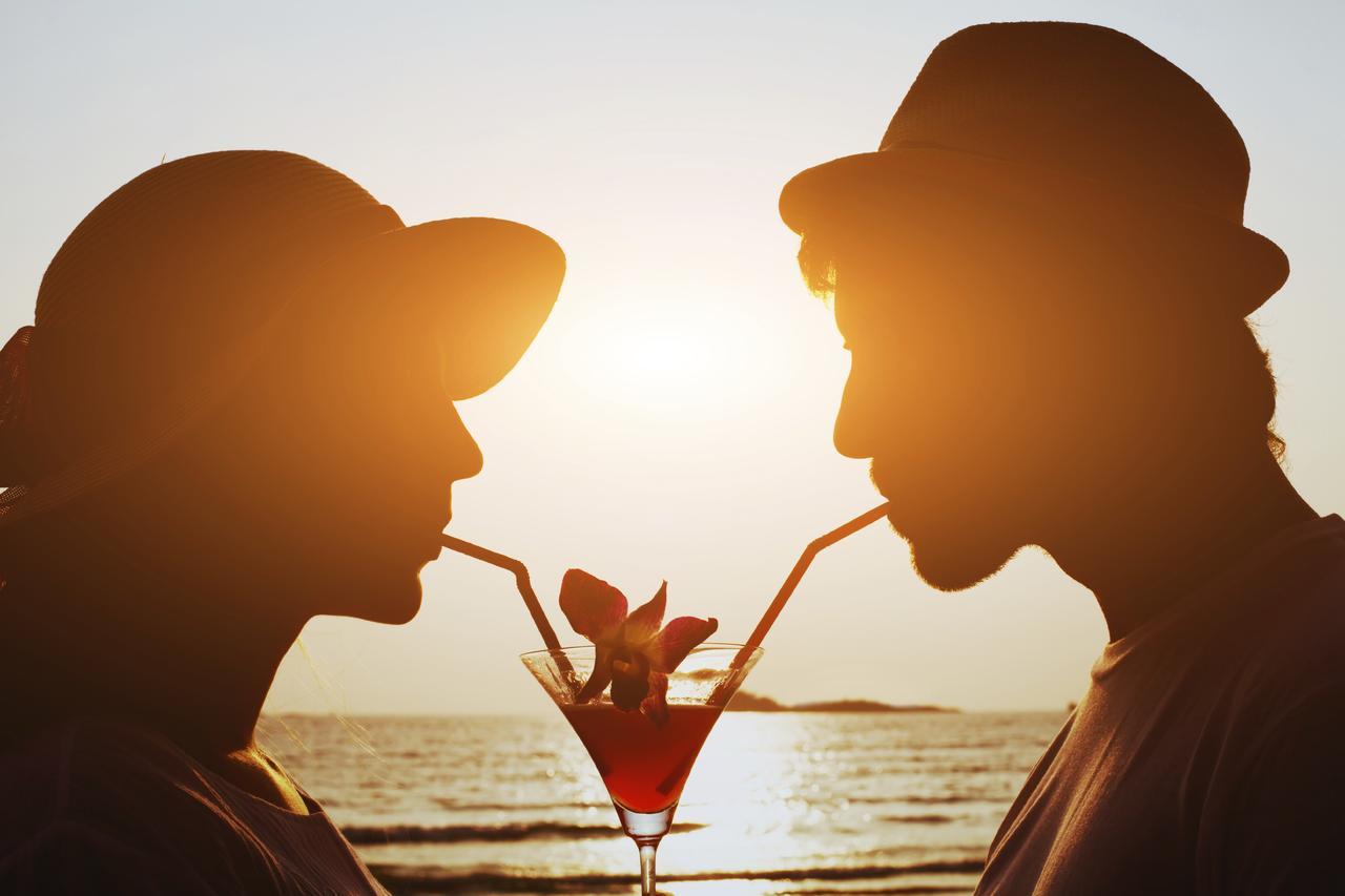 Ocean Front Apartments First Line To The Beach テル・アビブ エクステリア 写真