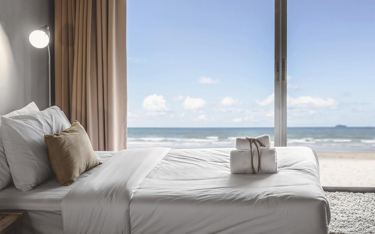 Ocean Front Apartments First Line To The Beach テル・アビブ エクステリア 写真